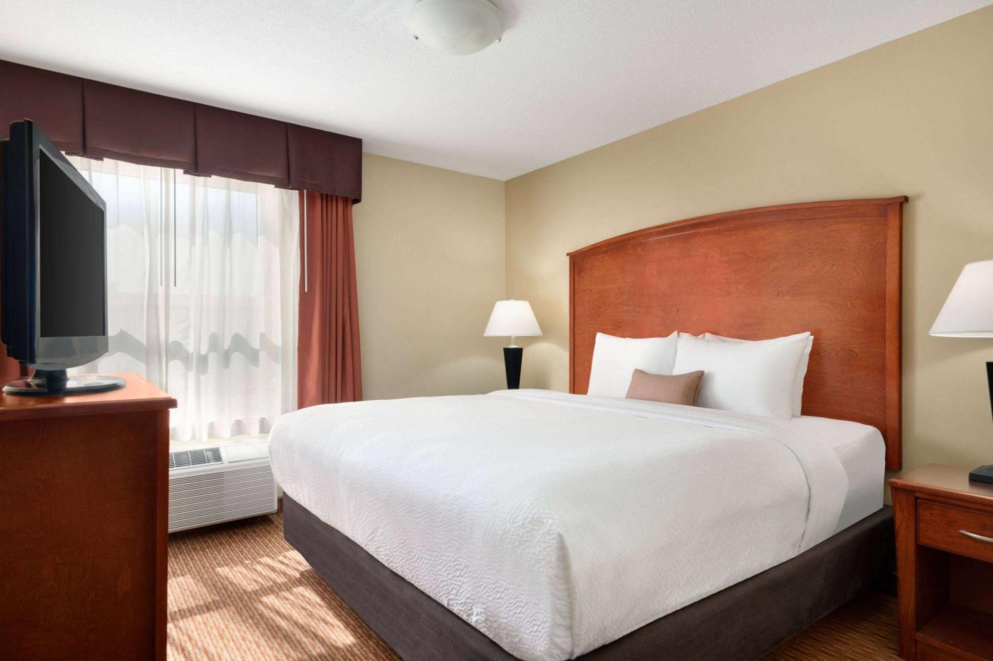 Days Inn & Suites By Wyndham Sherwood Park Edmonton Luaran gambar